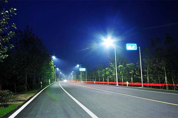 Освещение автомобильных дорог